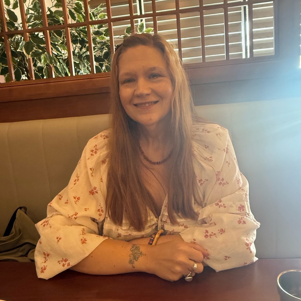 Meet your Posher, Meesha